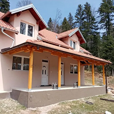 Tutic 1 I 2 Guest house