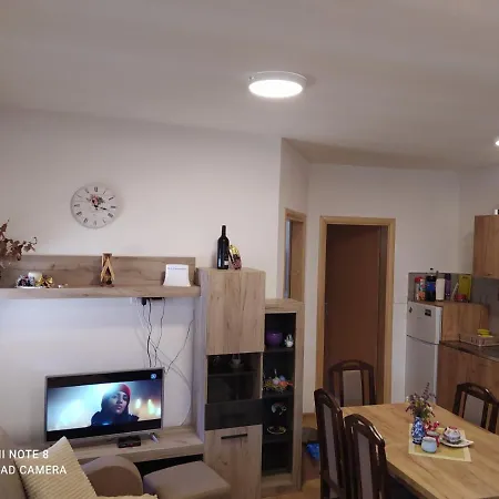 Guest house Tutic 1 I 2 Mitrovac