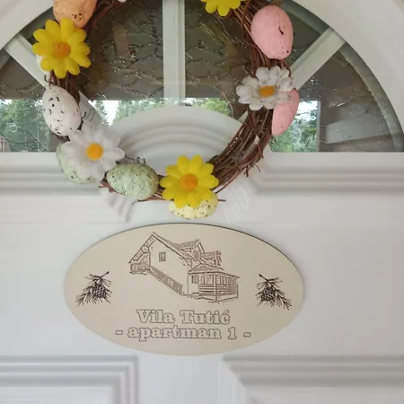 Tutic 1 I 2 Penzion Mitrovac