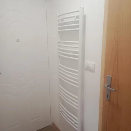 Penzion Tutic 1 I 2 Mitrovac