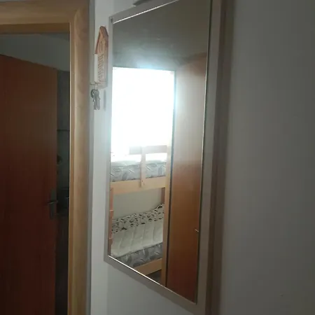 Tutic 1 I 2 Penzion Mitrovac