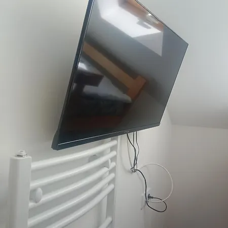 Penzion Tutic 1 I 2 Mitrovac