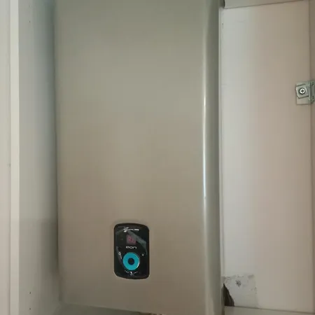 Tutic 1 I 2 3* Mitrovac